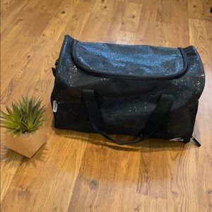 Chassé black sparkly cheer sports bag